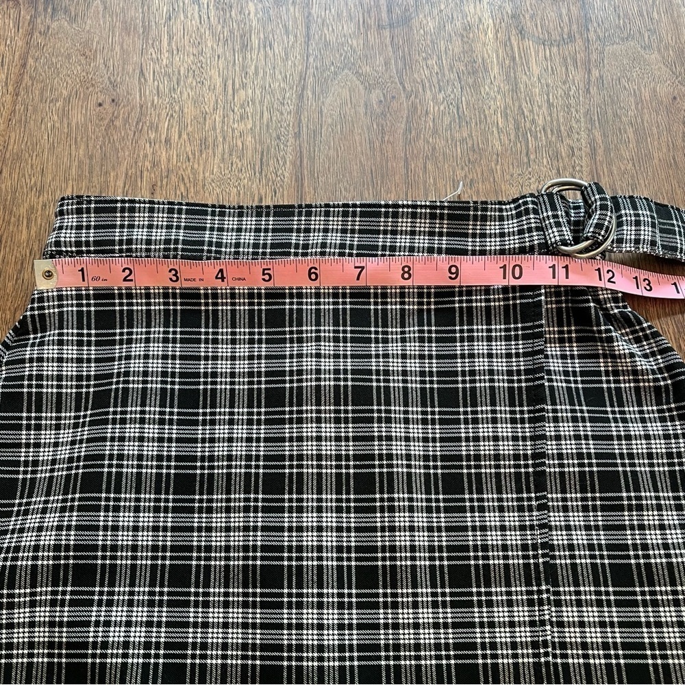 Hollister Black White Plaid Ultra High Rise Skirt Schoolgirl Prep Preppy Size XS - Picture 9 of 13